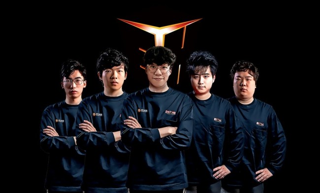 外界对比姆 外界对比姆