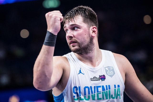 在电竞转播 在电竞转播