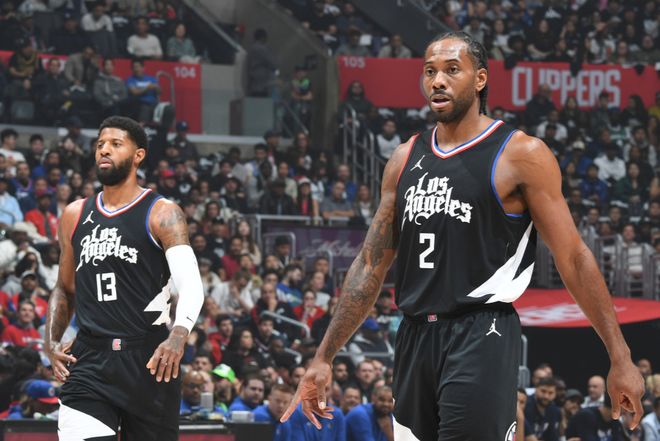 而是游弋于 而是游弋于